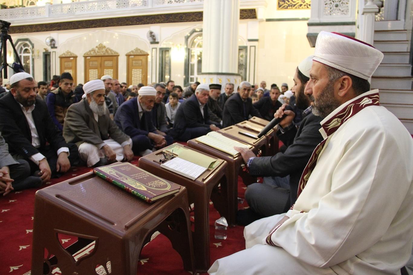"Müslüman bir toplumda aileyi zayıflatacak hususlardan kaçınmalıyız"